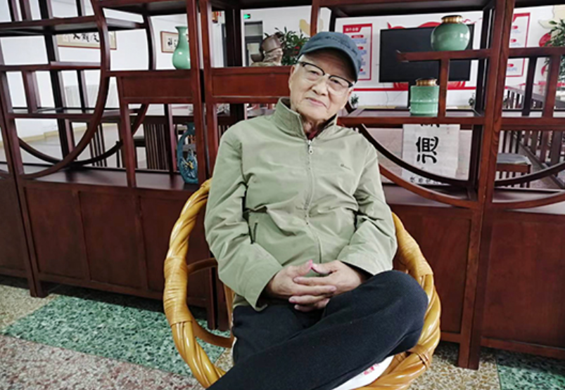 妙笔丹青绘就天地 笔墨挥洒快意人生——记书画名家张万凯